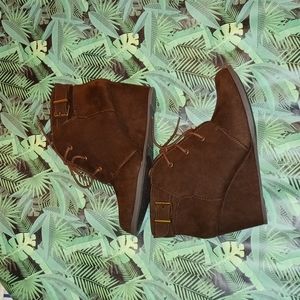 Brown Wedge Bootie Size 10